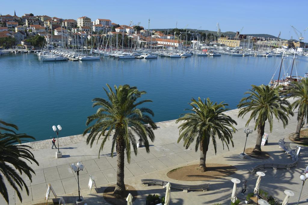 XII Century Heritage Hotel Trogir Exterior photo